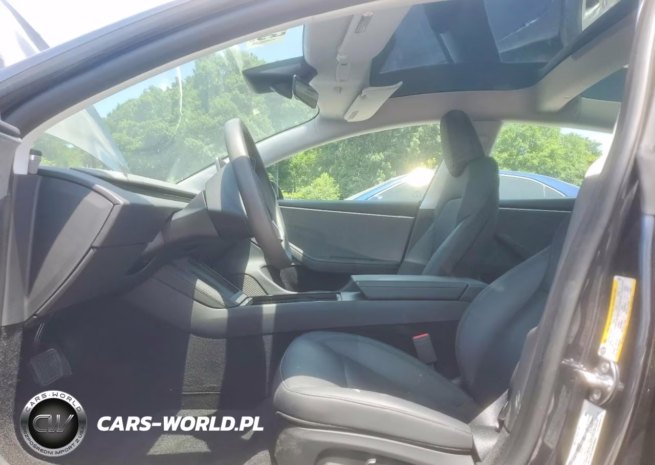 2025 Tesla Model 3 VIN:5YJ3E1EA8SF965053 - 7