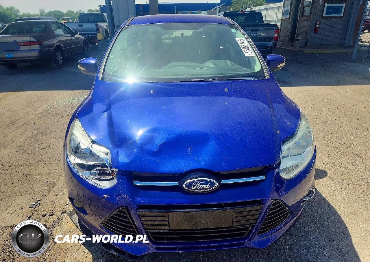 2014 Ford Focus Titanium VIN:1FADP3N28EL253300 - 5