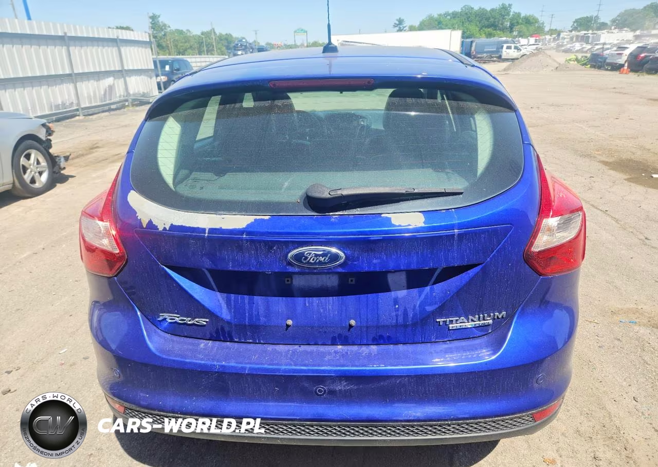 2014 Ford Focus Titanium VIN:1FADP3N28EL253300 - 6