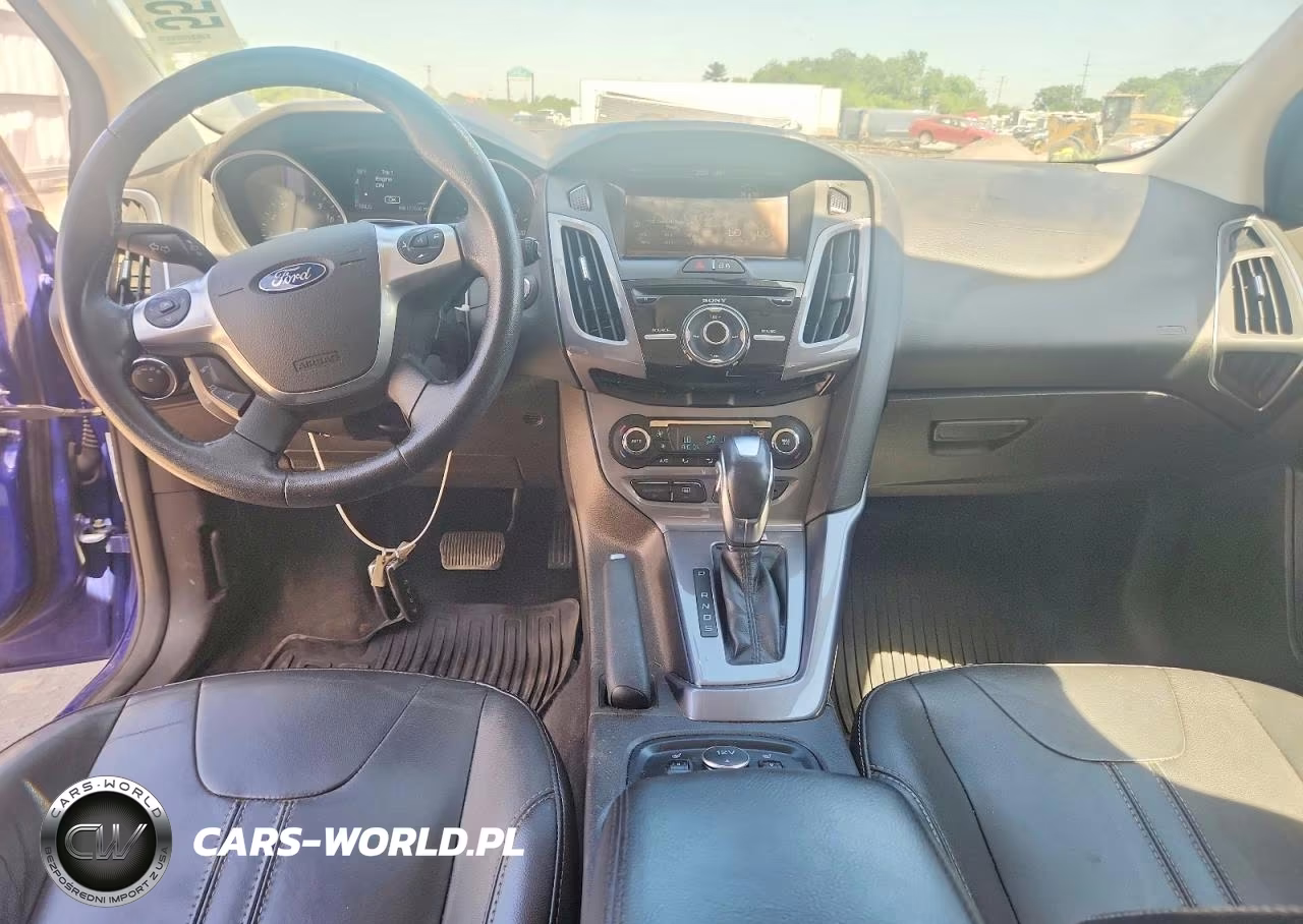 2014 Ford Focus Titanium VIN:1FADP3N28EL253300 - 8