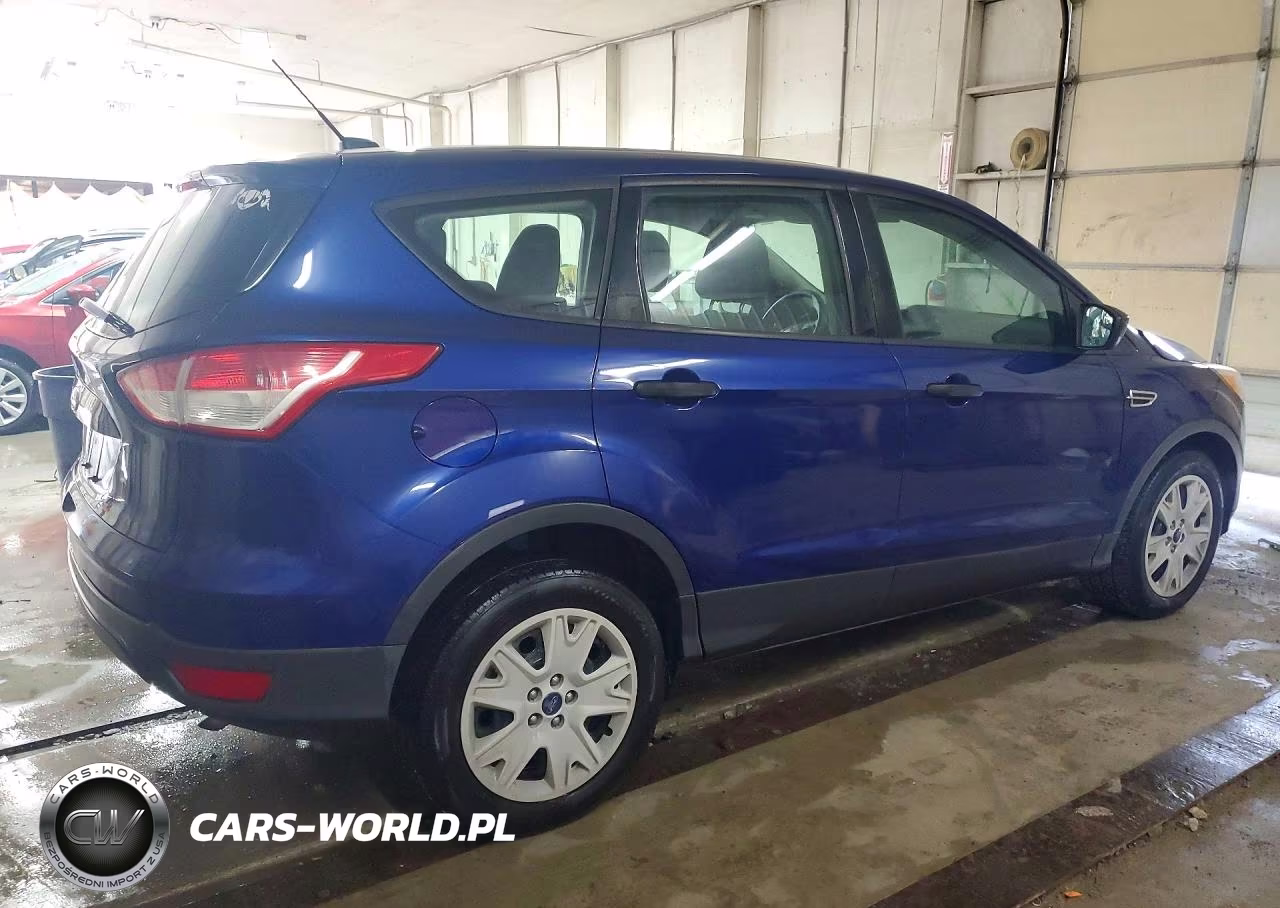2013 Ford Escape S VIN:1FMCU0F76DUD31942 - 3