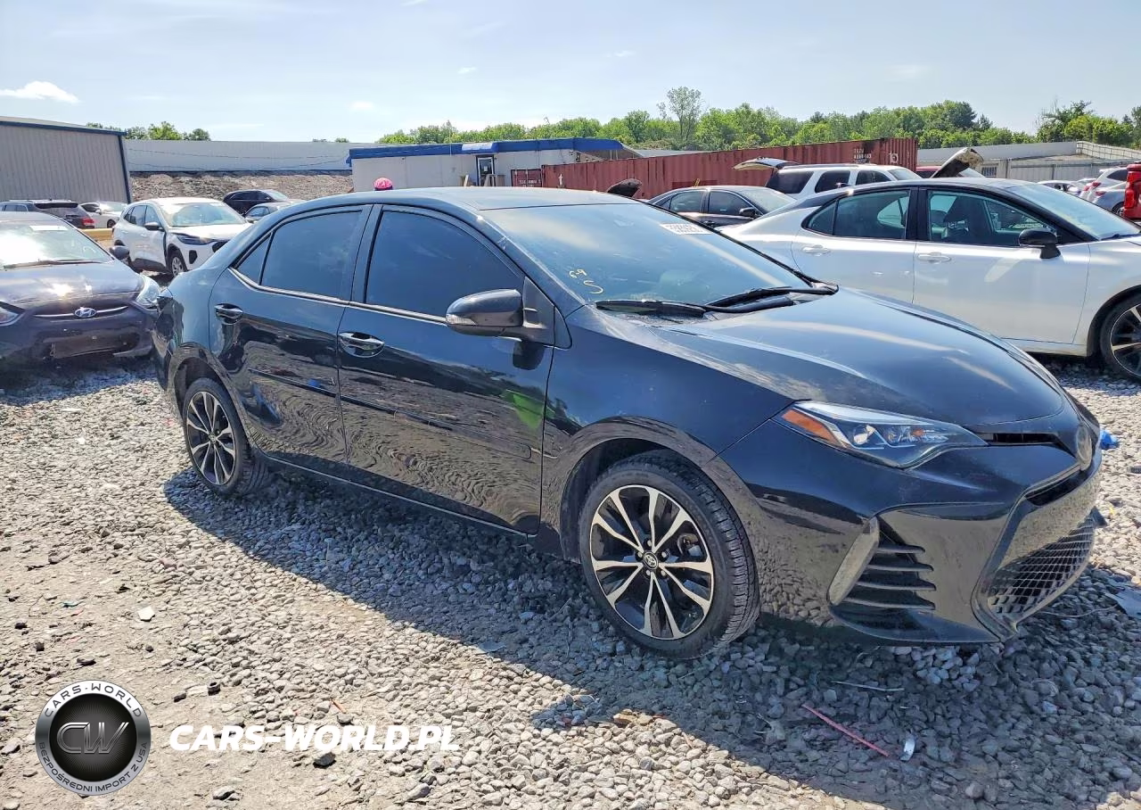 2018 Toyota Corolla Se VIN:5YFBURHE2JP819178 - 4