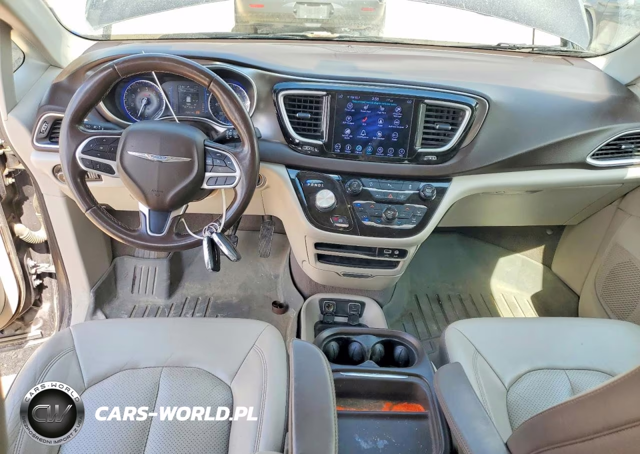 2018 Chrysler Pacifica Touring L VIN:2C4RC1BG8JR219018 - 8