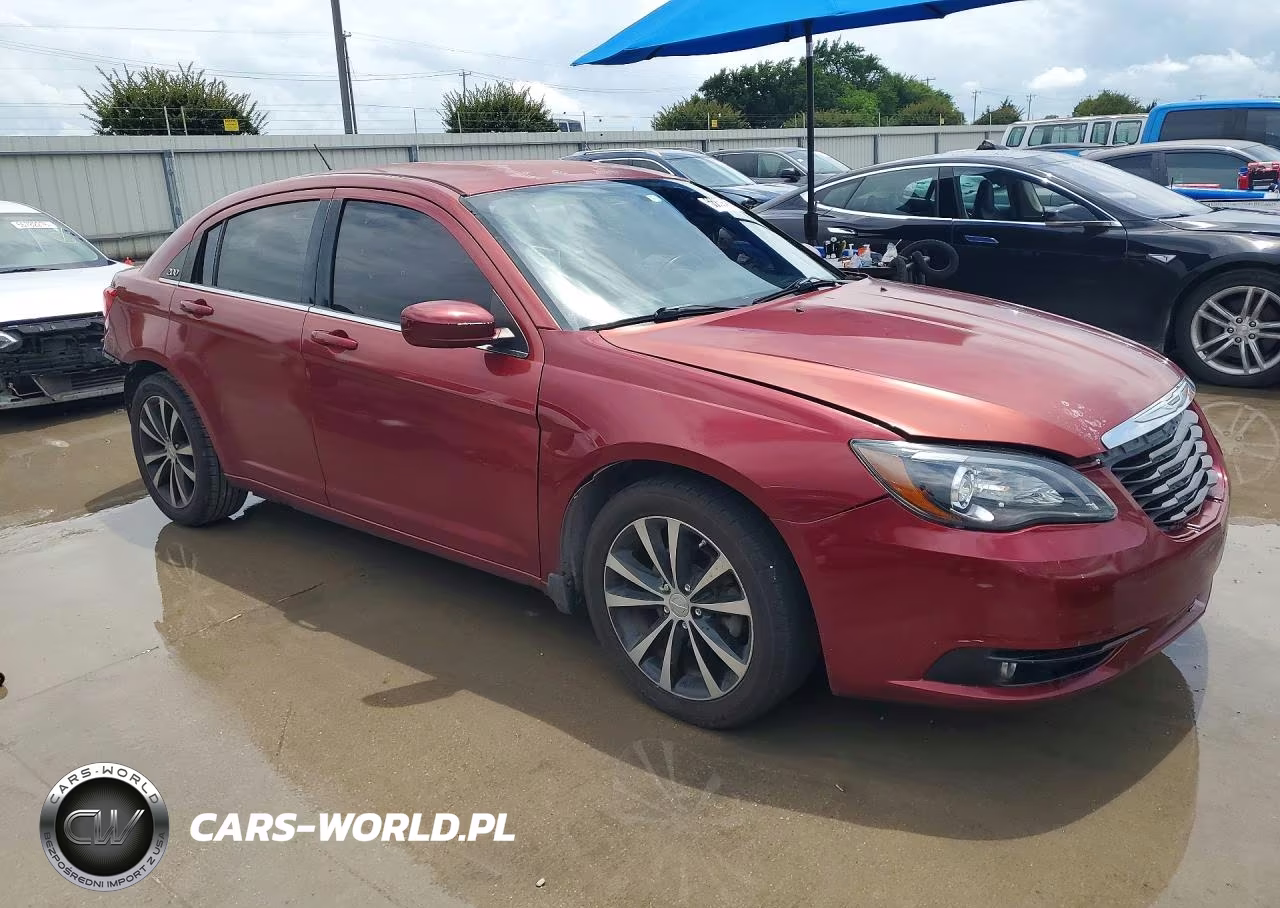 2014 Chrysler 200 Touring VIN:1C3CCBBB6EN197883 - 4