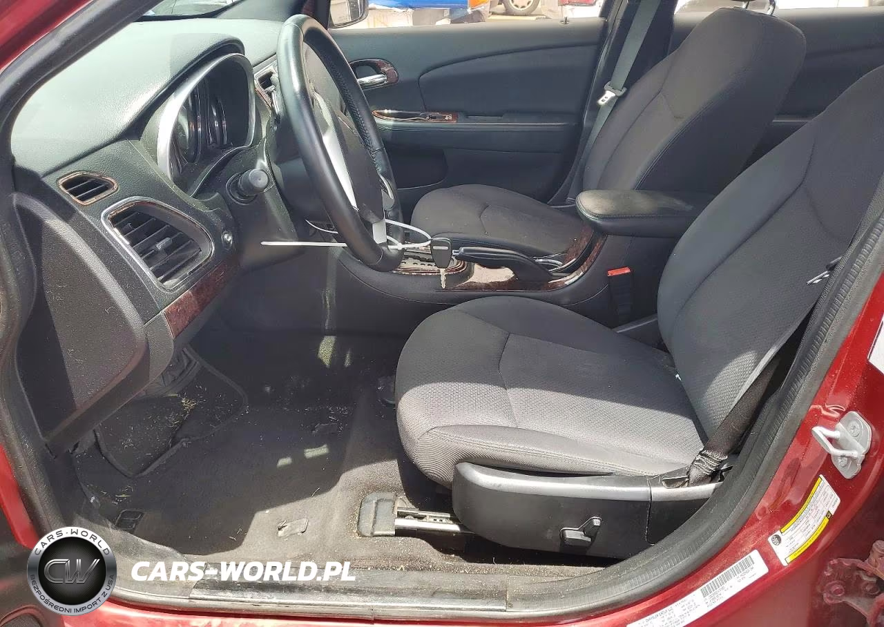 2014 Chrysler 200 Touring VIN:1C3CCBBB6EN197883 - 7