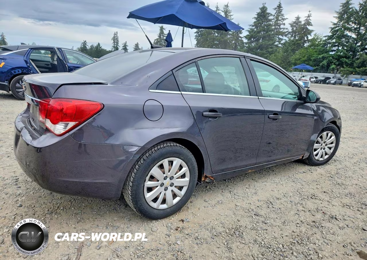 2011 Chevrolet Cruze Ls VIN:1G1PC5SH5B7142840 - 3