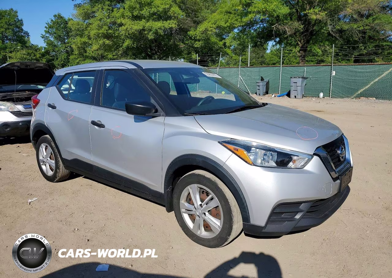 2020 Nissan Kicks S VIN:3N1CP5BV2LL532570 - 4