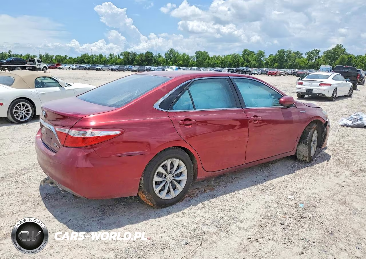 2015 Toyota Camry Hybrid Le VIN:4T1BD1FK2FU154590 - 3