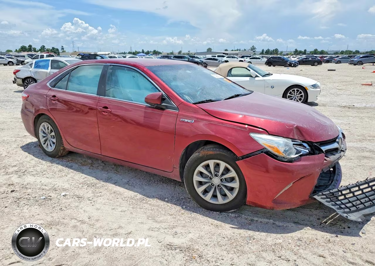 2015 Toyota Camry Hybrid Le VIN:4T1BD1FK2FU154590 - 4