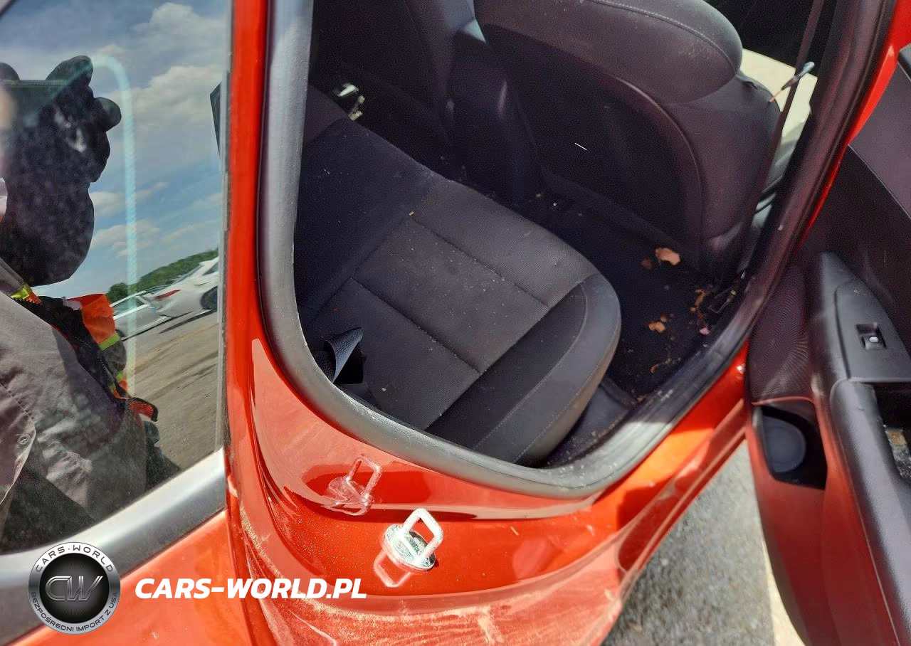 2022 Kia Forte Lxs VIN:3KPF24ADXNE429996 - 10