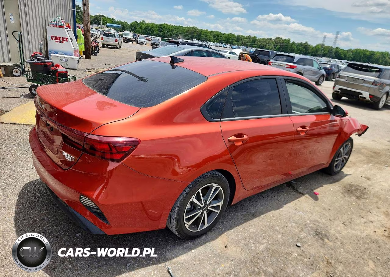 2022 Kia Forte Lxs VIN:3KPF24ADXNE429996 - 3