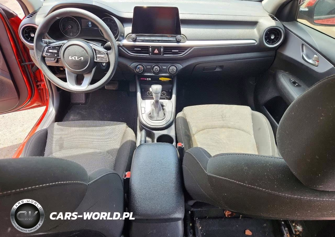 2022 Kia Forte Lxs VIN:3KPF24ADXNE429996 - 8