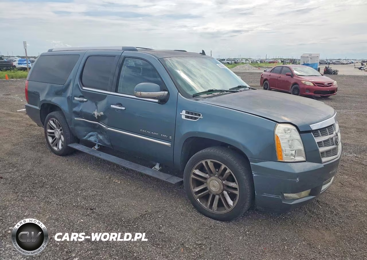 2008 Cadillac Escalade Esv VIN:1GYFK468X8R215797 - 4
