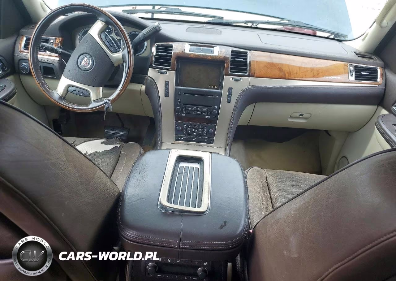 2008 Cadillac Escalade Esv VIN:1GYFK468X8R215797 - 8