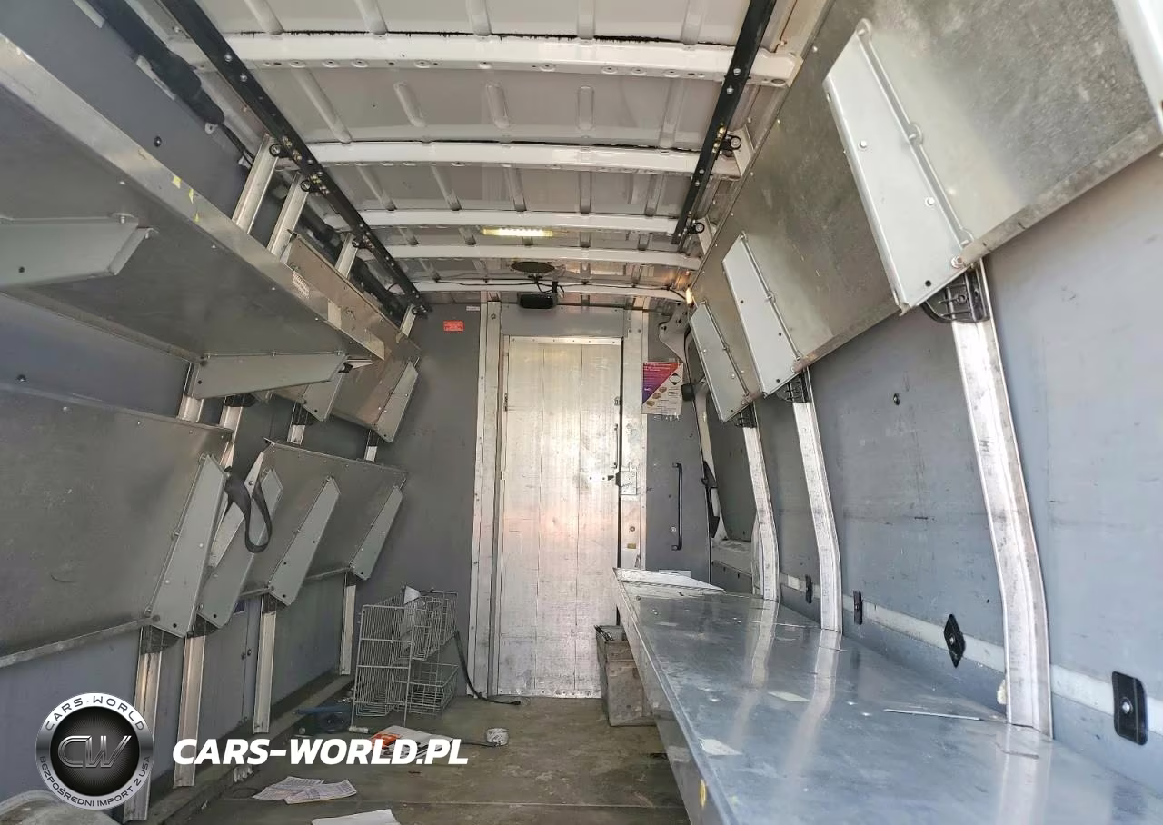 2014 Mercedes Benz Sprinter 2500 Delivery Van VIN:WD3PE8DE8E5901156 - 10