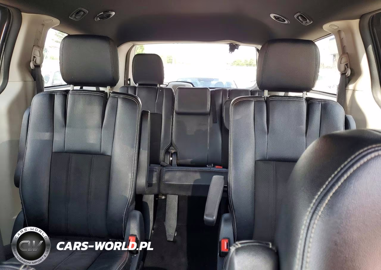 2019 Dodge Grand Caravan Sxt VIN:2C4RDGCG5KR781393 - 10