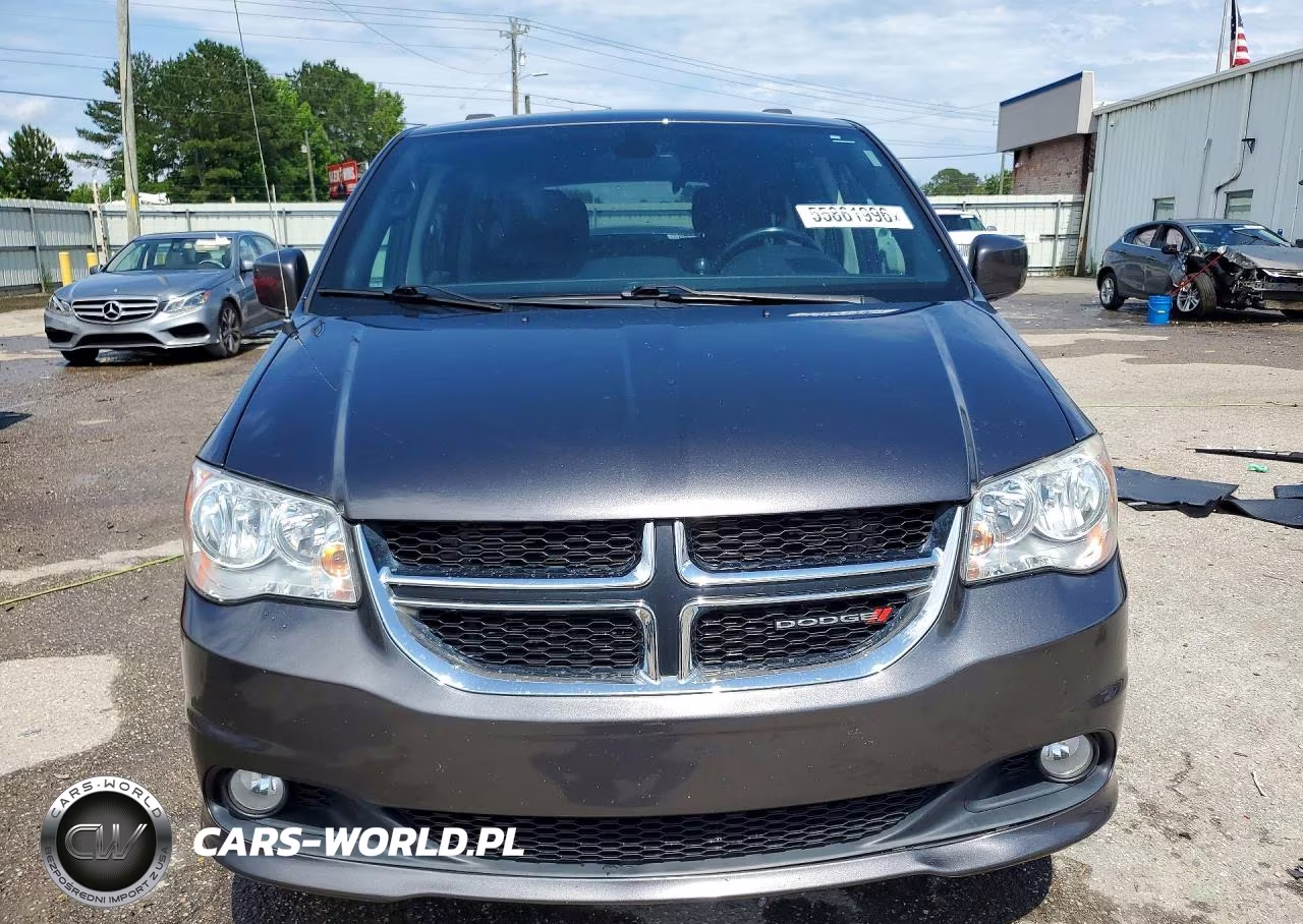 2019 Dodge Grand Caravan Sxt VIN:2C4RDGCG5KR781393 - 5