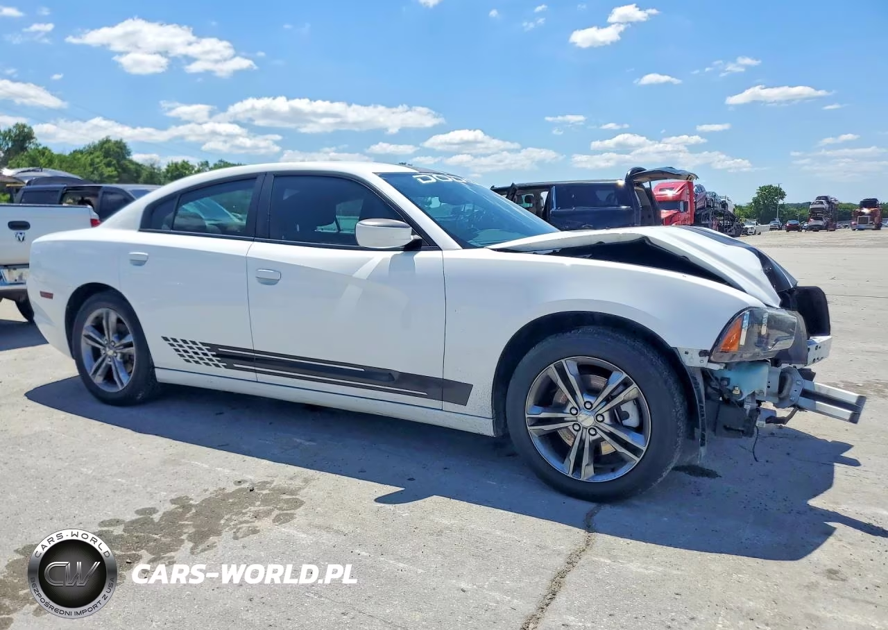 2013 Dodge Charger Sxt VIN:2C3CDXJG1DH711573 - 4