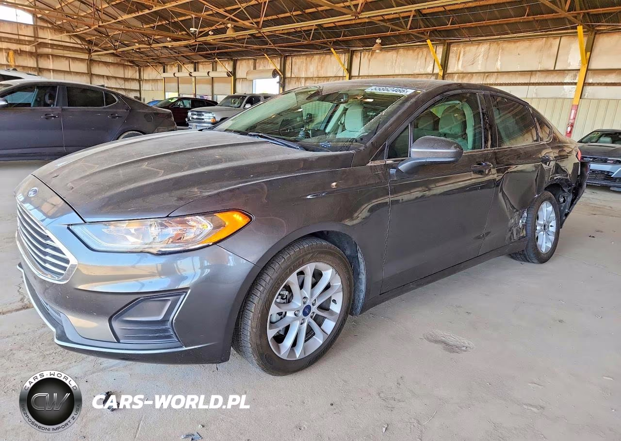 2020 Ford Fusion – zdjęcie 1 z 12