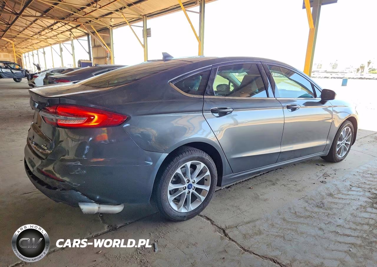 2020 Ford Fusion VIN:3FA6P0HD2LR189774 - 3