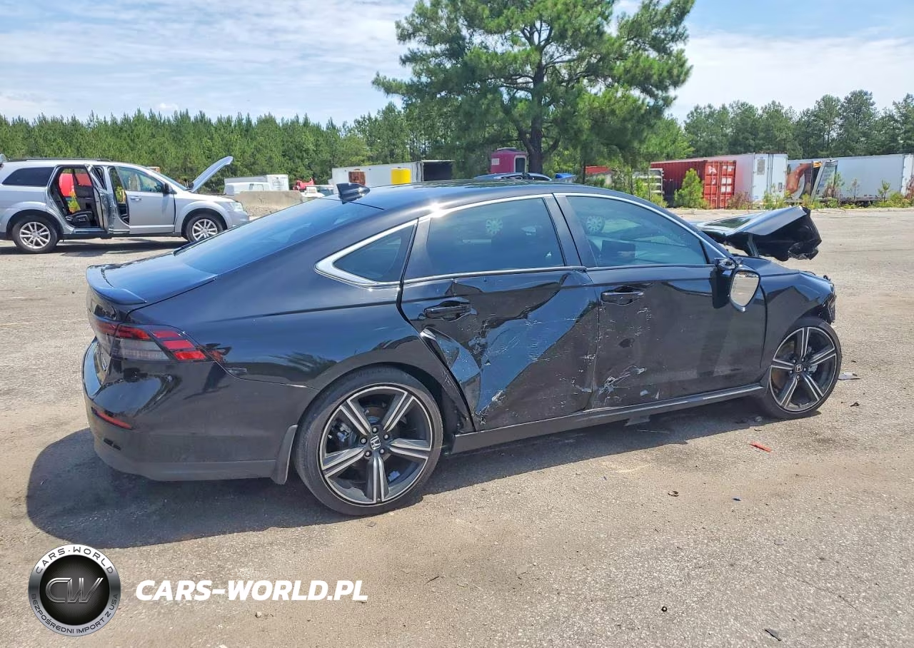 2025 Honda Accord Hybrid Sport VIN:1HGCY2F5XSA027502 - 3