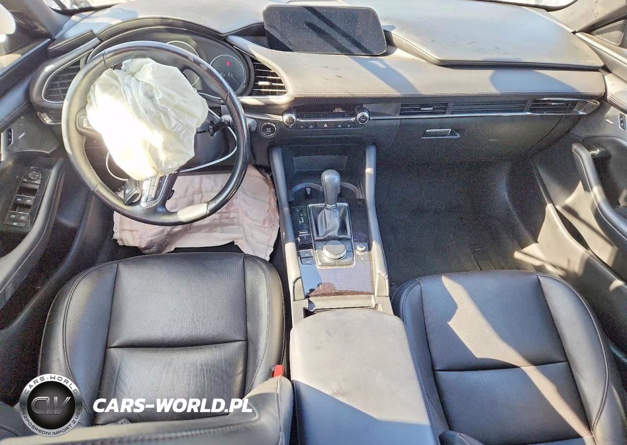 2023 Mazda 3 Premium Plus VIN:JM1BPBNY1P1602781 - 8