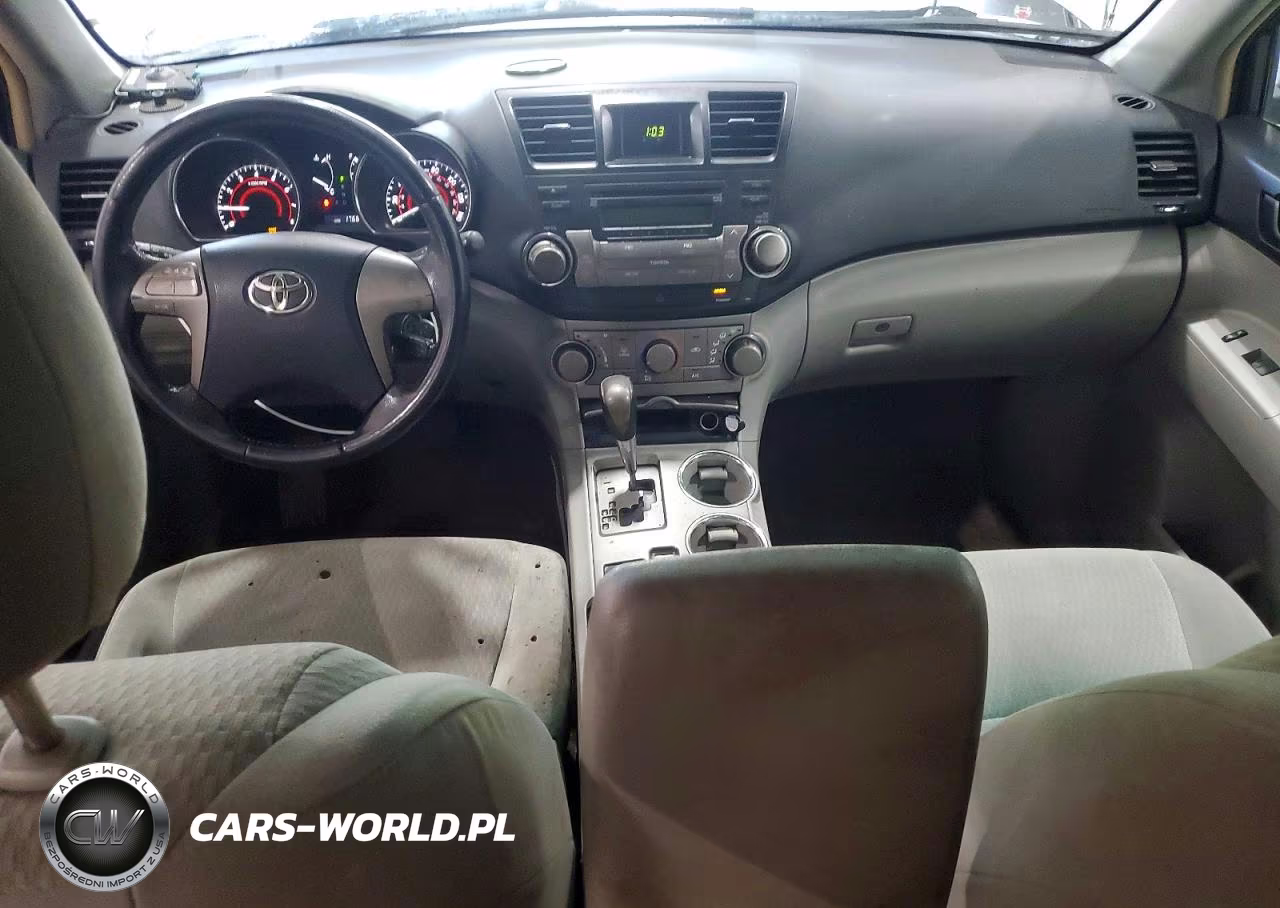 2010 Toyota Highlander Base VIN:5TDBK3EH1AS023157 - 8