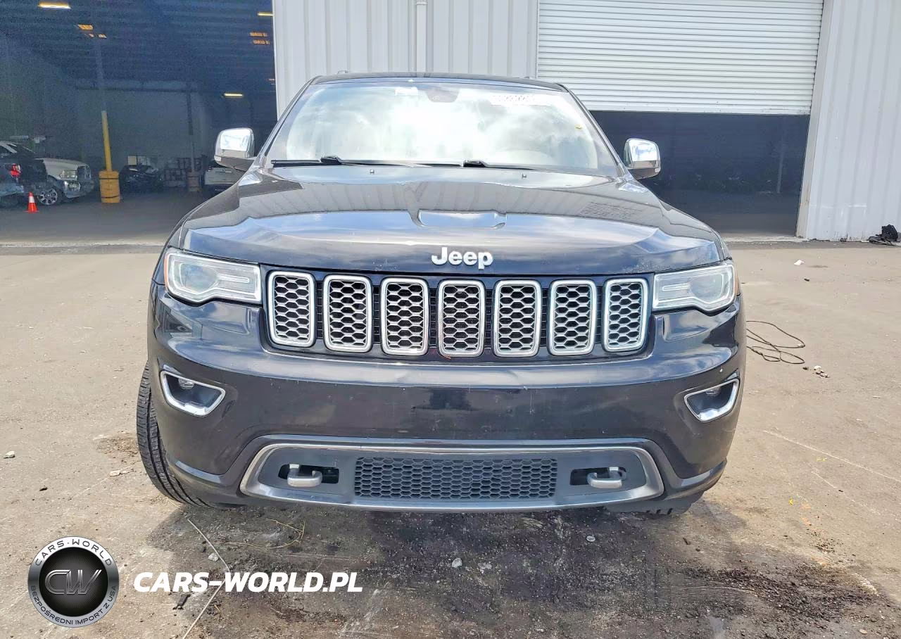 2017 Jeep Grand Cherokee Overland VIN:1C4RJFCG7HC754975 - 5