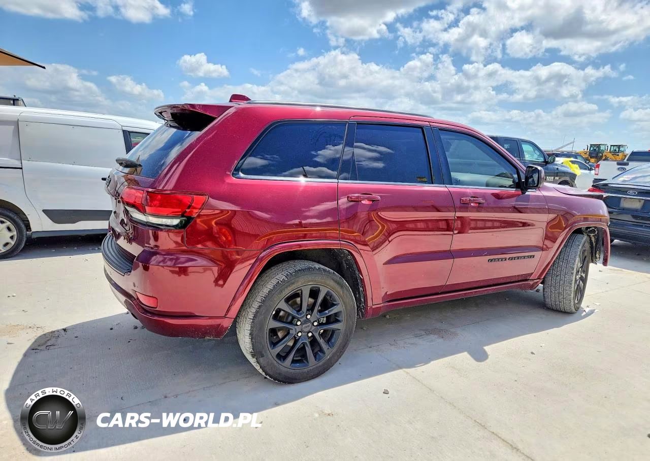 2020 Jeep Grand Cherokee Laredo VIN:1C4RJEAG0LC170634 - 3