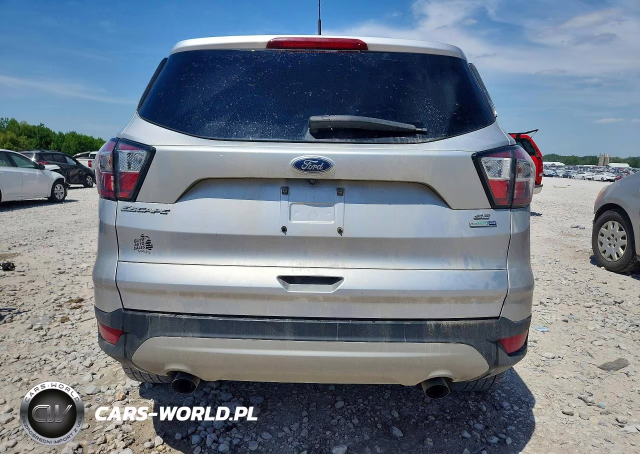 2017 Ford Escape Se VIN:1FMCU9GD9HUF06084 - 6