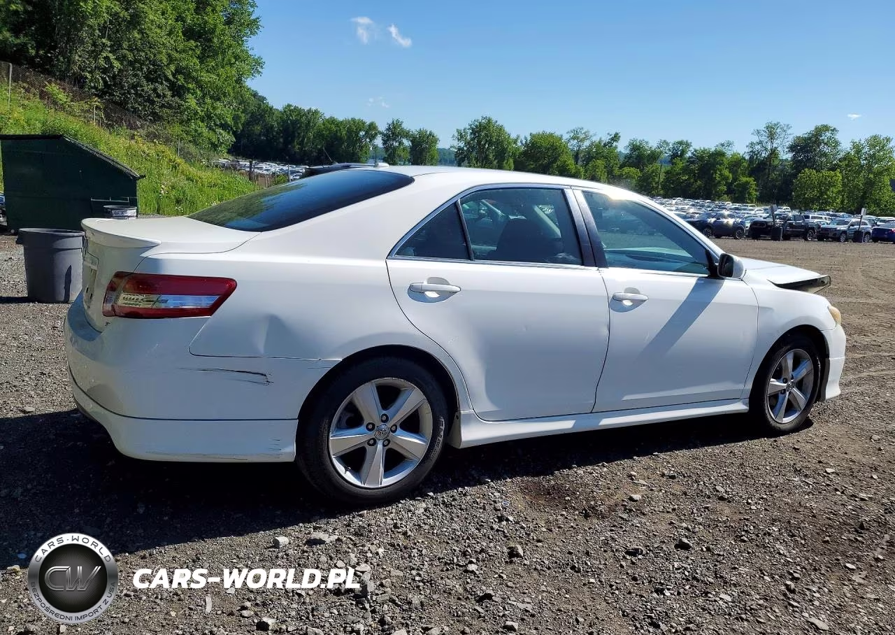 2011 Toyota Camry Se VIN:4T1BF3EKXBU736292 - 3