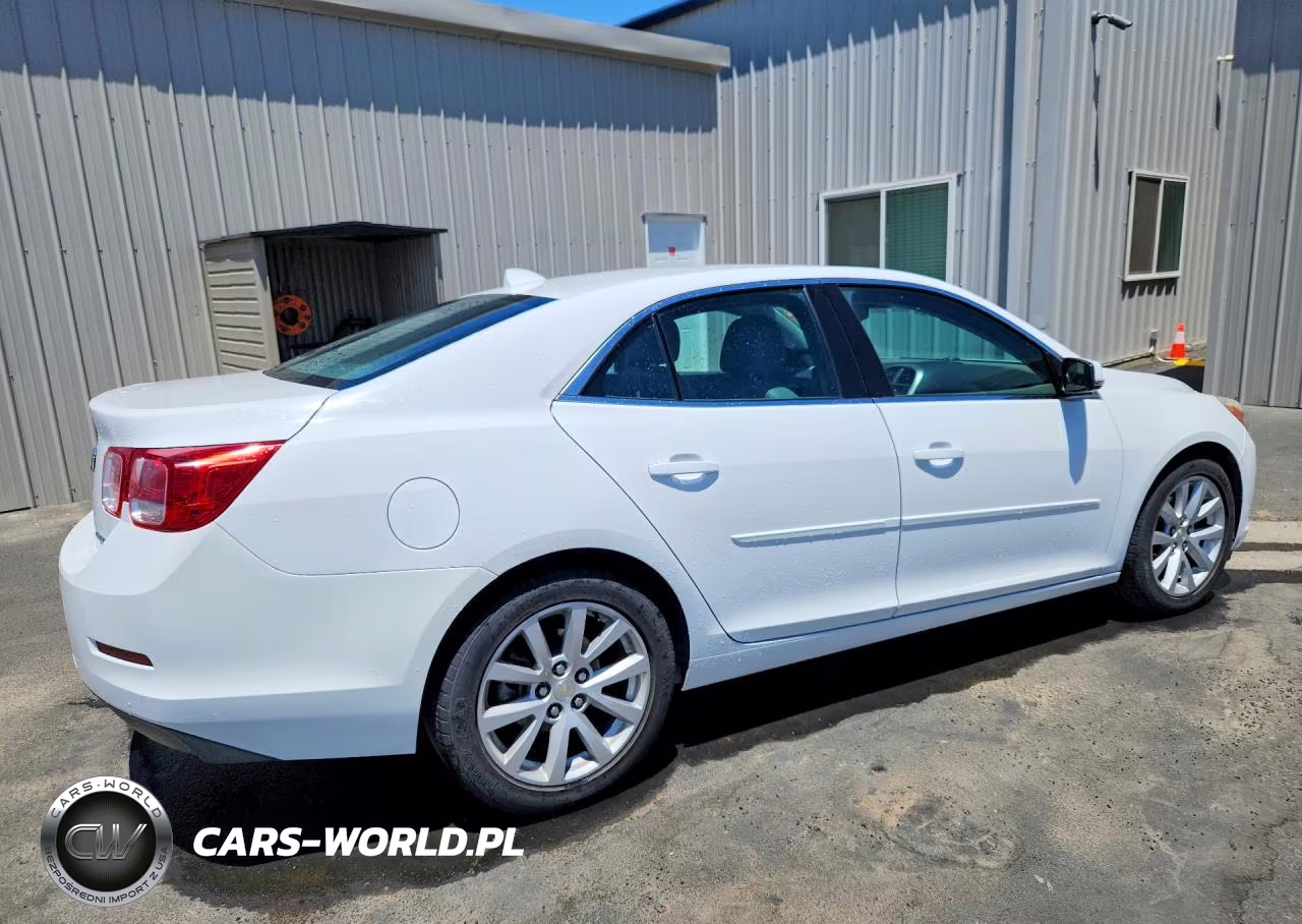 2014 Chevrolet Malibu 2Lt VIN:1G11E5SL2EF249407 - 3