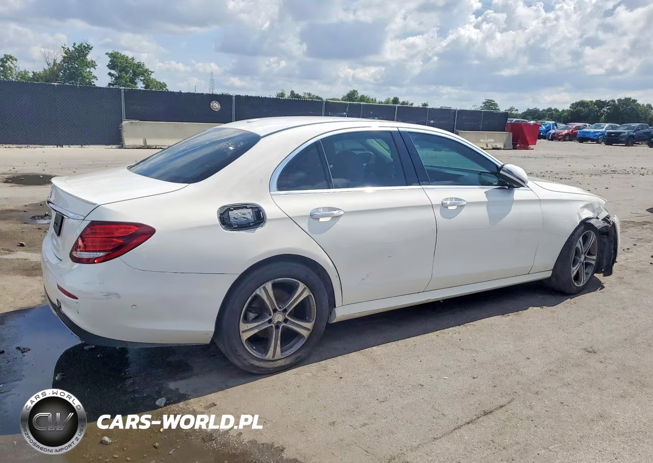 2017 Mercedes-Benz E 300 VIN:WDDZF4JB2HA104451 - 3