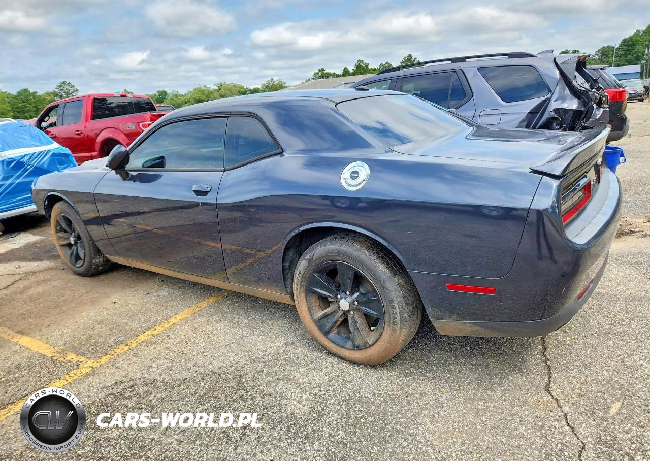 2018 Dodge Challenger Sxt VIN:2C3CDZAG2JH321542 - 2