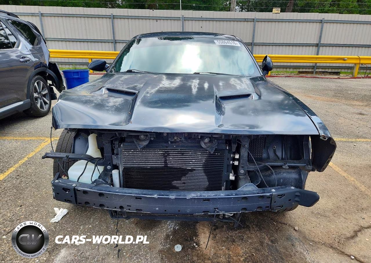 2018 Dodge Challenger Sxt VIN:2C3CDZAG2JH321542 - 5