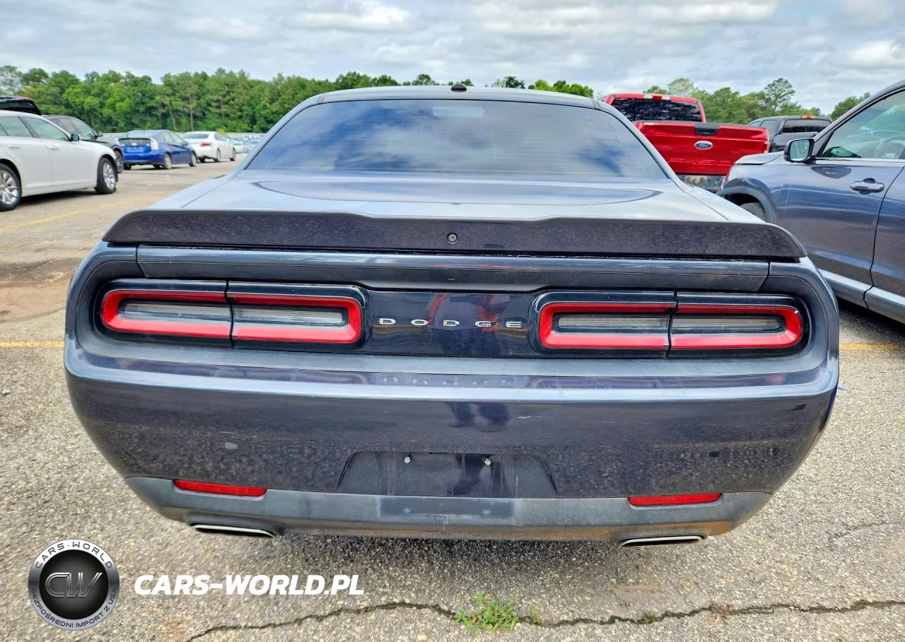 2018 Dodge Challenger Sxt VIN:2C3CDZAG2JH321542 - 6