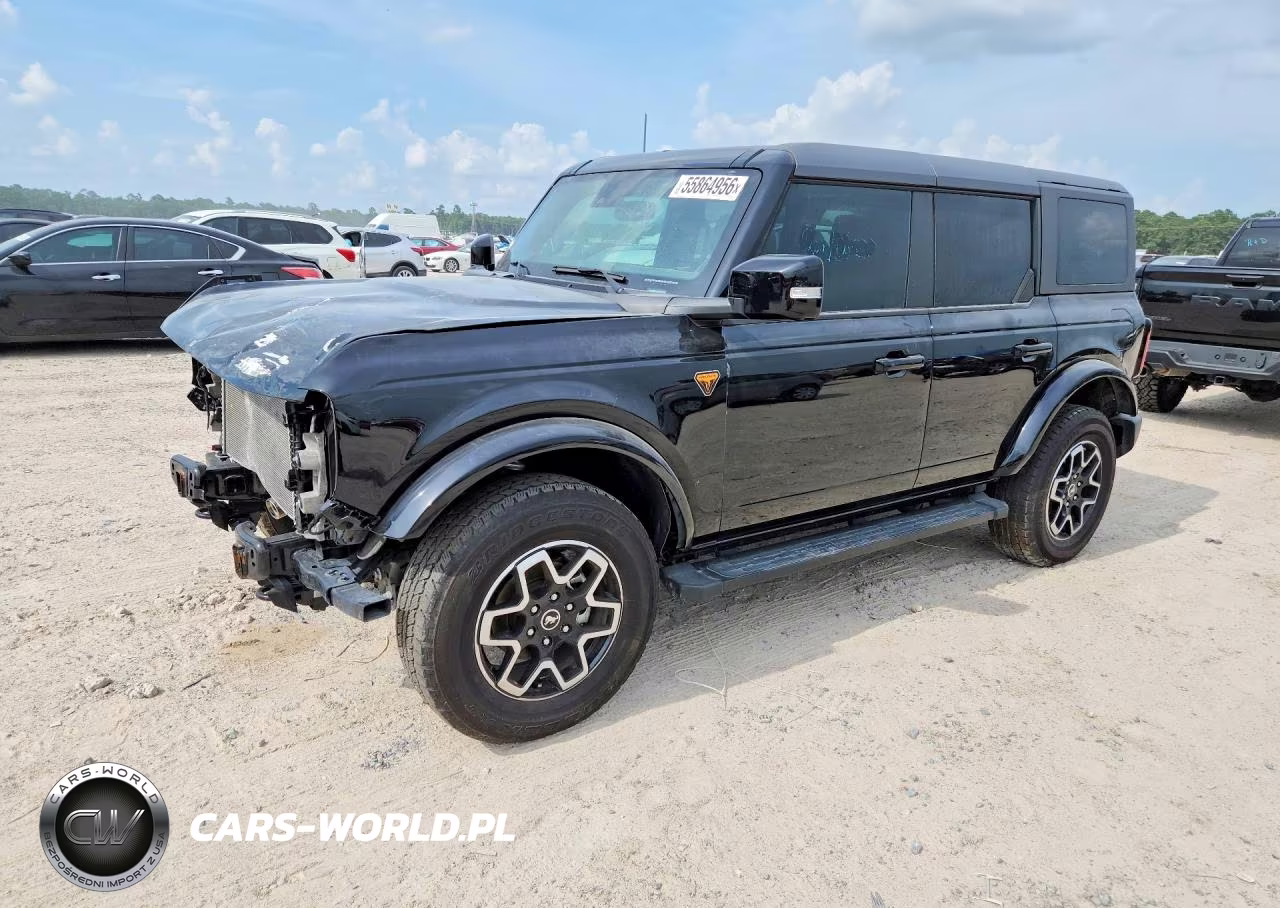 2024 Ford Bronco Outer Banks – zdjęcie 1 z 12