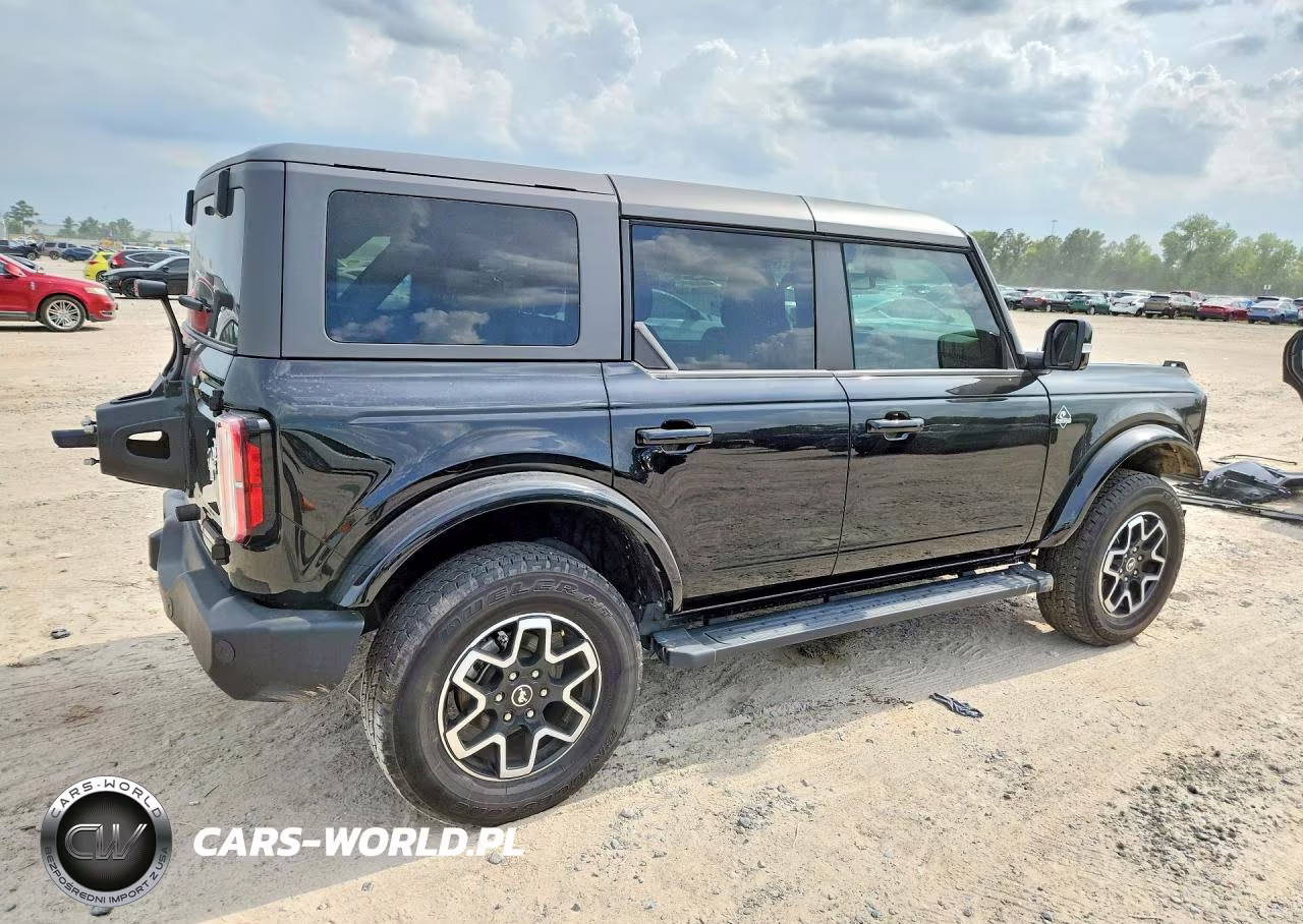 2024 Ford Bronco Outer Banks VIN:1FMDE8BH2RLB39462 - 3
