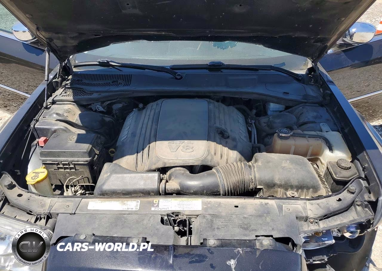 2010 Chrysler 300C VIN:2C3CA6CT3AH211343 - 11