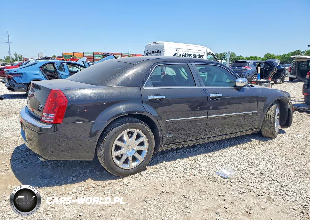 2010 Chrysler 300C VIN:2C3CA6CT3AH211343 - 3