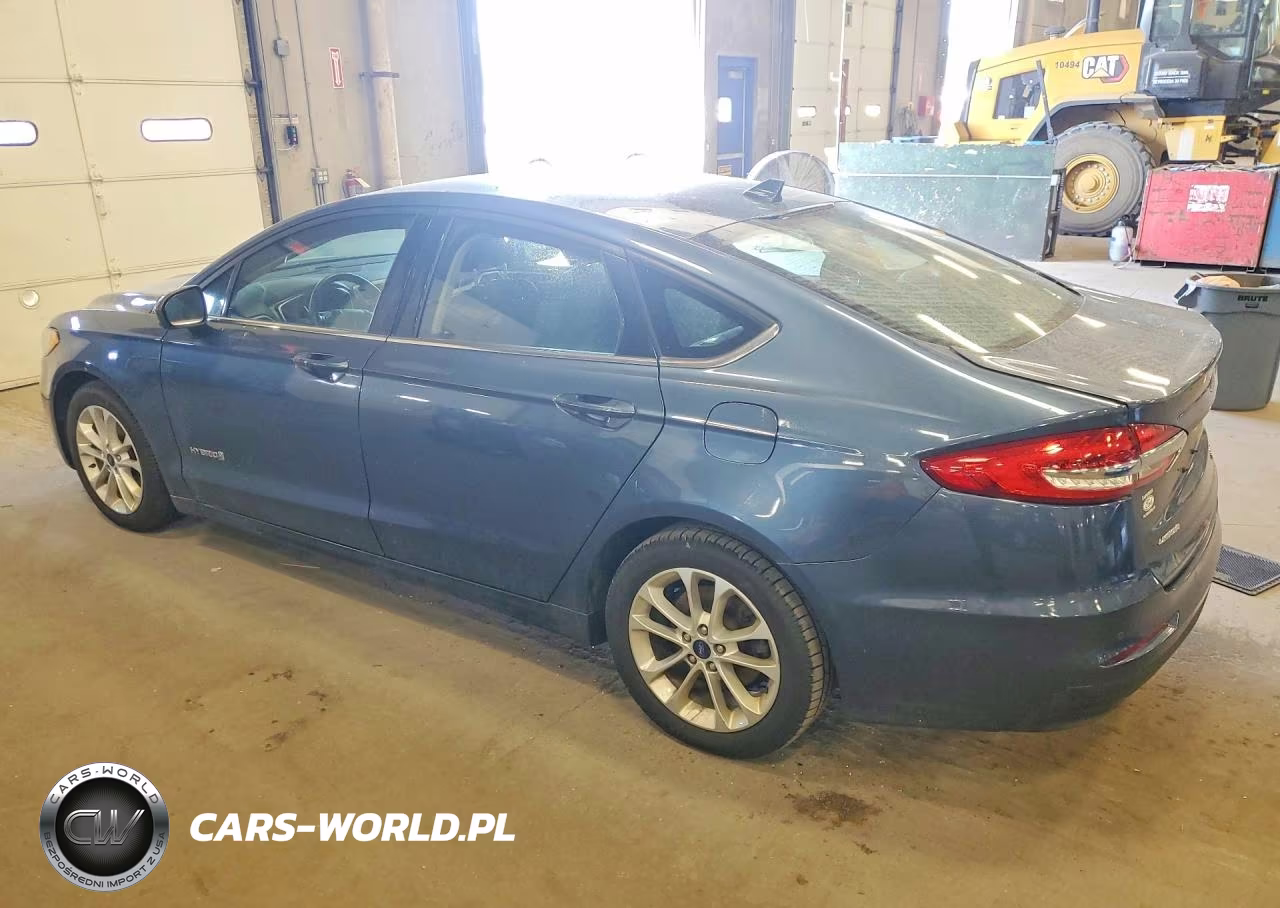 2019 Ford Fusion Se VIN:3FA6P0LU1KR134058 - 2