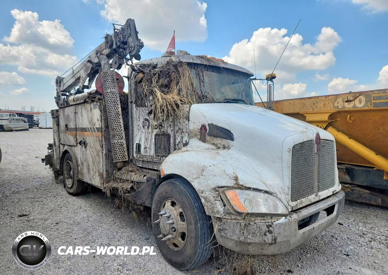 2021 Kenworth Construction T270