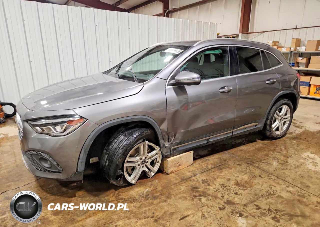 2021 Mercedes-Benz Gla 250 4Matic – zdjęcie 1 z 14