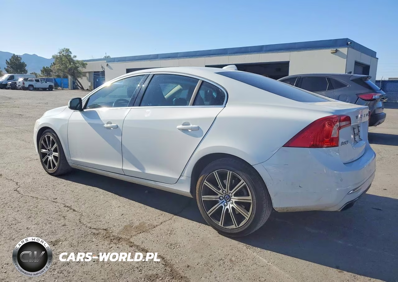 2017 Volvo S60 Premier VIN:LYV402TK5HB125438 - 2