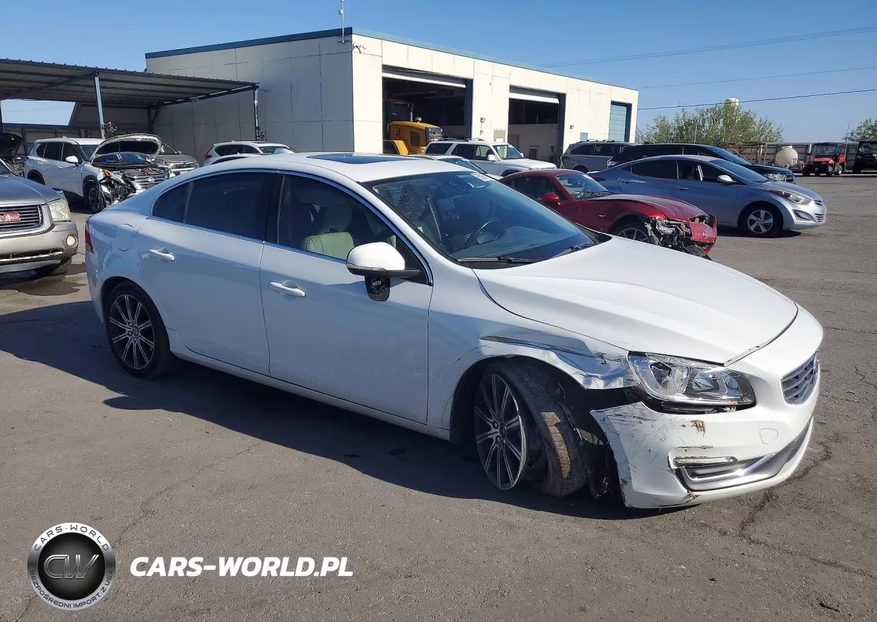 2017 Volvo S60 Premier VIN:LYV402TK5HB125438 - 4