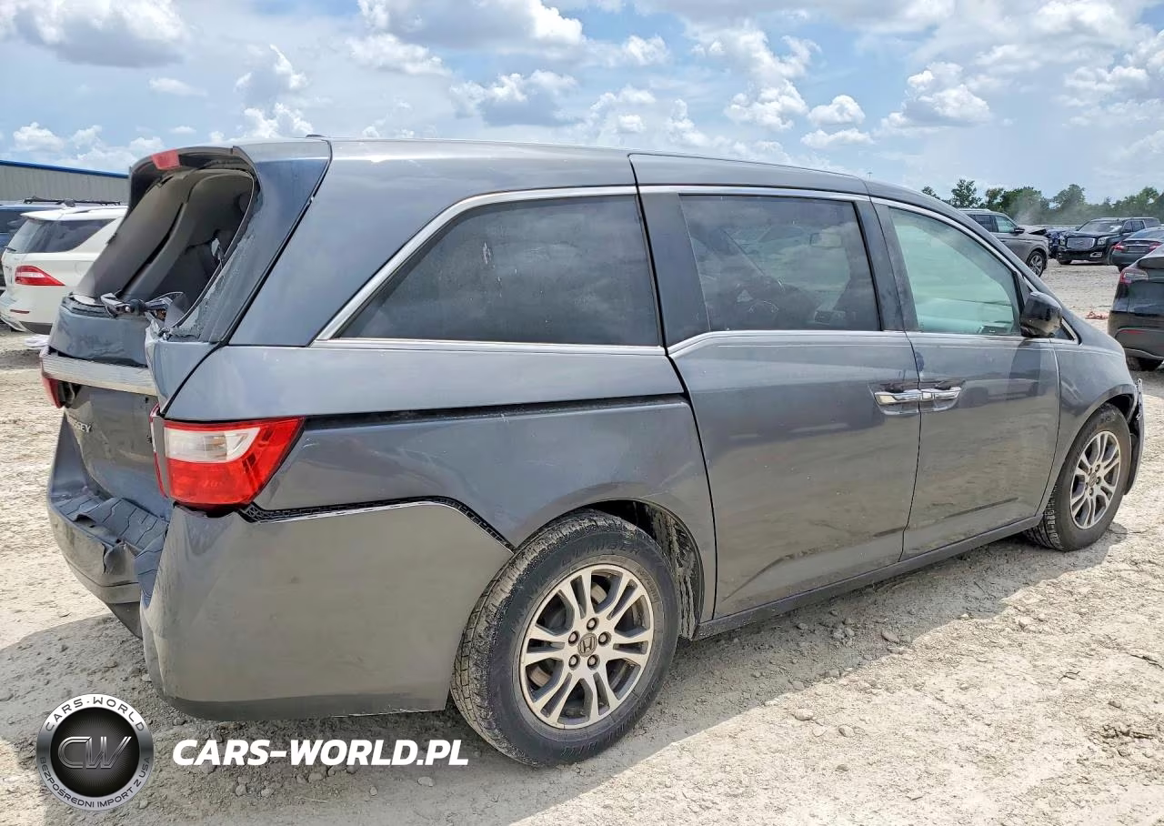 2013 Honda Odyssey Exl VIN:5FNRL5H69DB063996 - 3