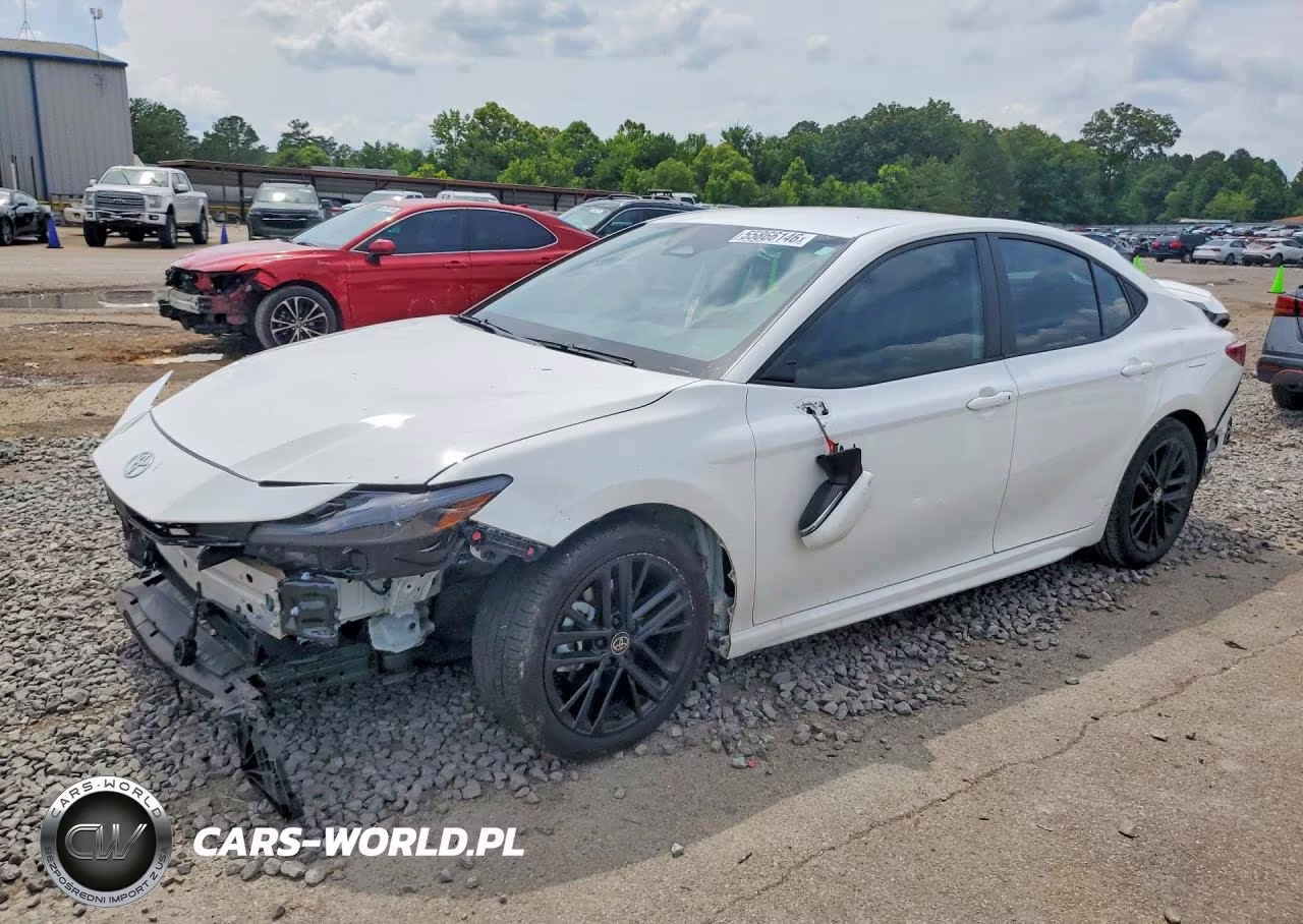 2025 Toyota Camry Se – zdjęcie 1 z 13