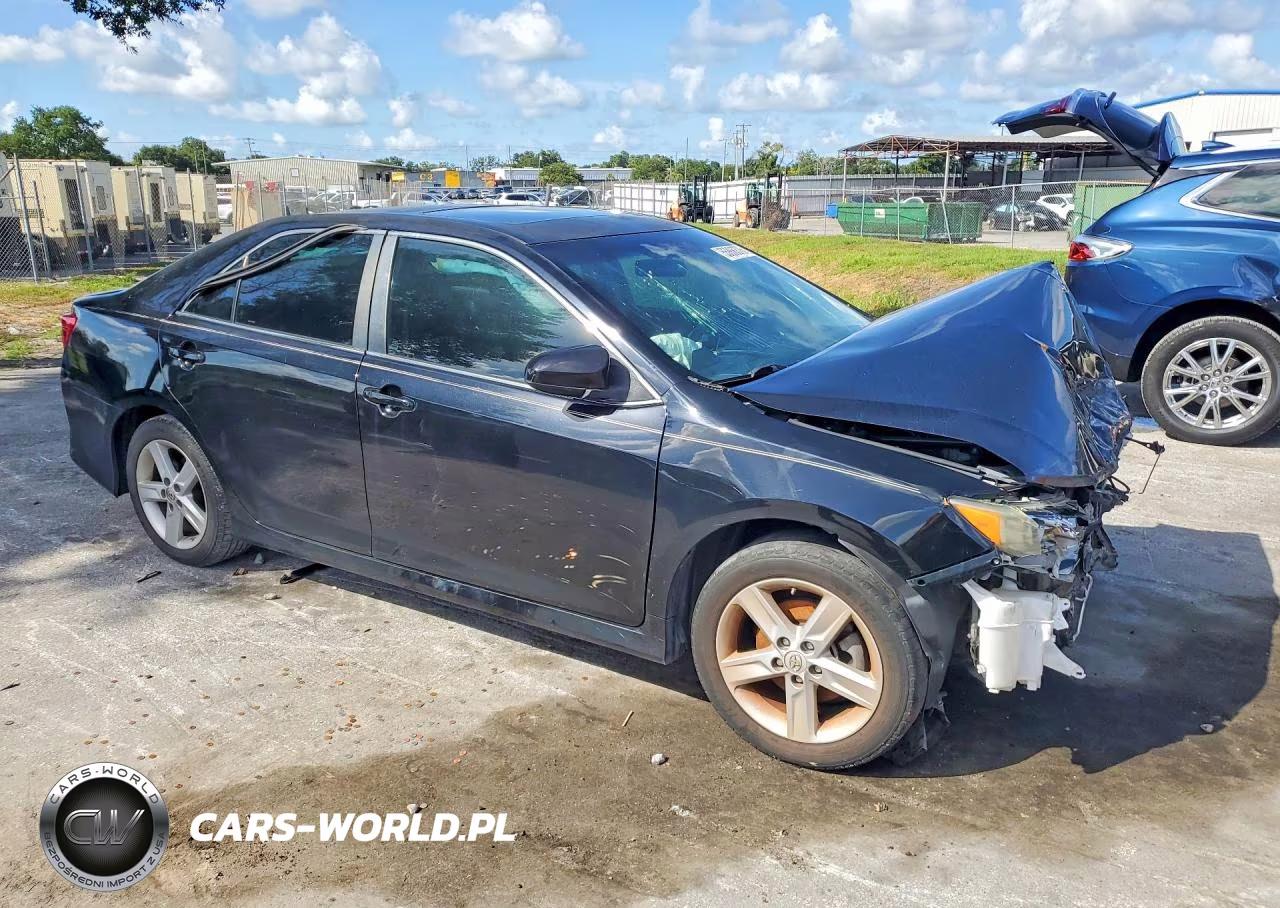 2014 Toyota Camry Se VIN:4T1BF1FK2EU812188 - 4