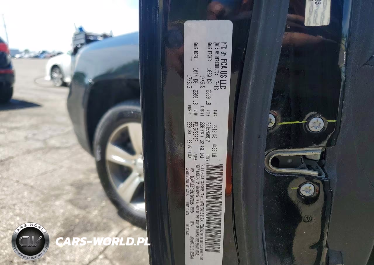 2017 Jeep Compass Latitude VIN:1C4NJCEA9HD102195 - 13