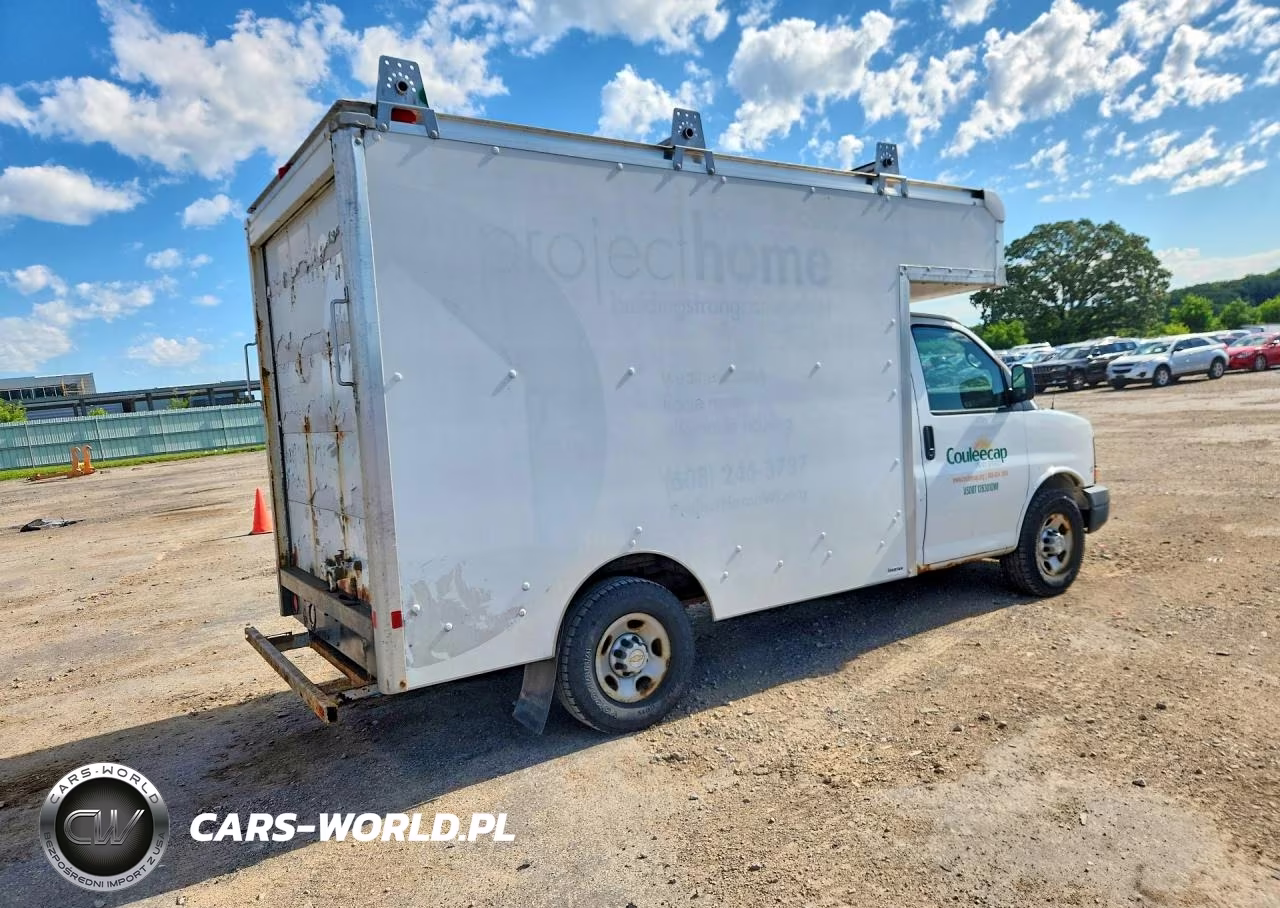 2009 Chevrolet Express Box Truck VIN:1GBHG31K091180205 - 3